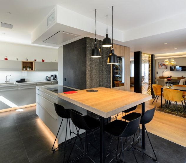 Transformation spectaculaire aux Halles aux Grains de Toulouse : Un appartement relooké de fond en comble !